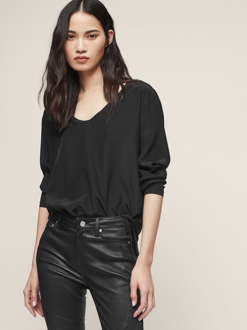 Reiss Mega Silk V-Neck Long Sleeve Top XS